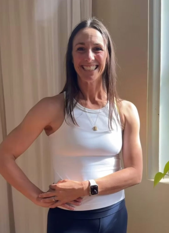 Yogafix_Yoga-pilates-Instructor-mackay-Kinsey