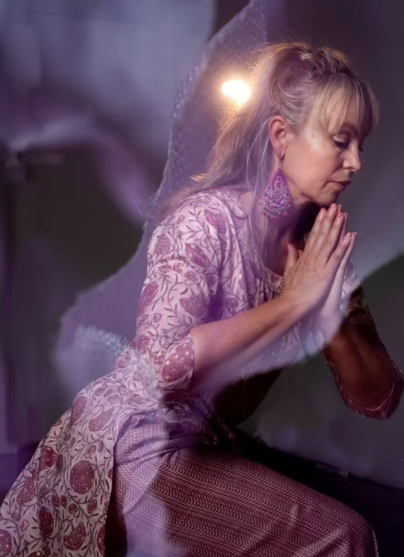 Yogafix_Yoga-pilates-Instructor-mackay-Lynn